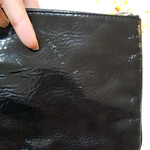 EXPRESS Black Patent Leather Wristlet, Zipper Closure. - Picture 6 of 16